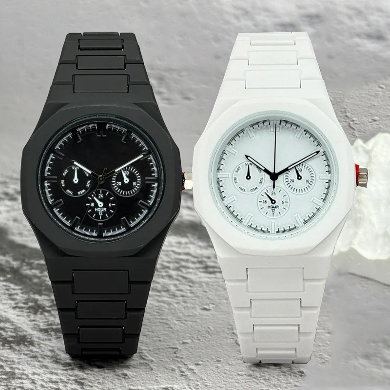 Ünlü Marka Sahte Üç Gözlü Kadr - Luxury Watch Magazine incelemesi ve fiyatı